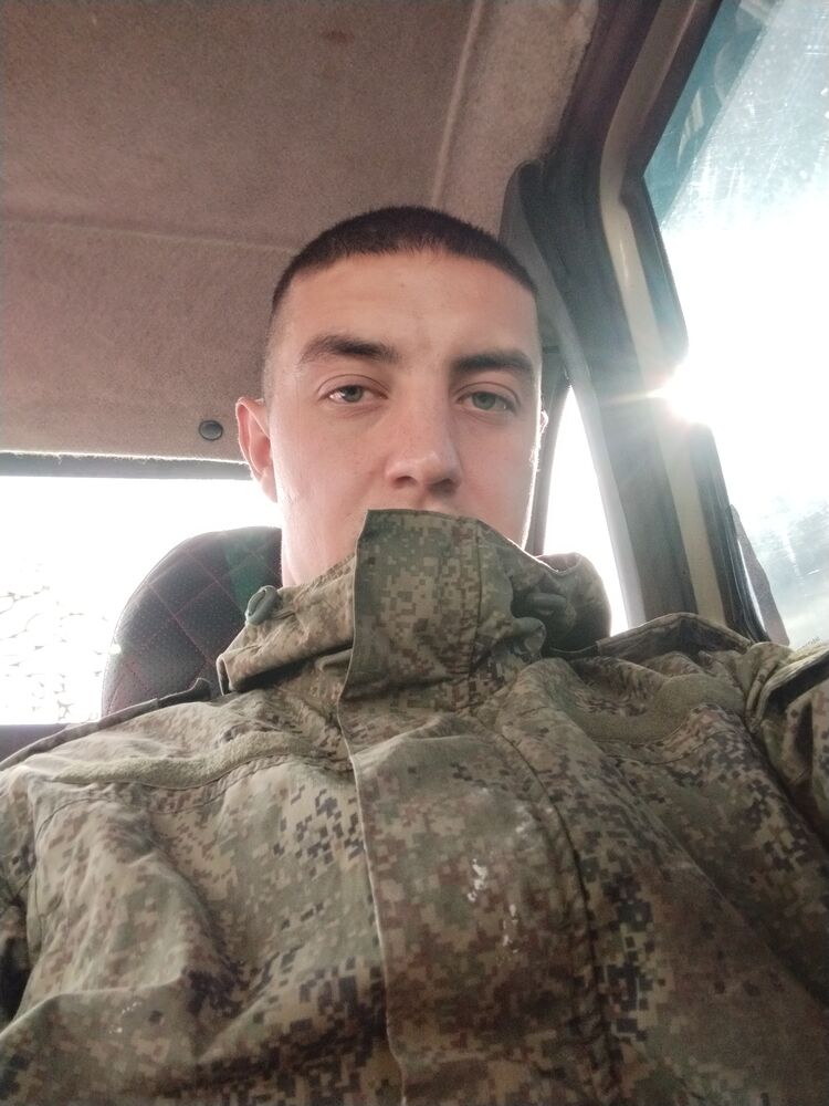  53944737  , 28 ,    --