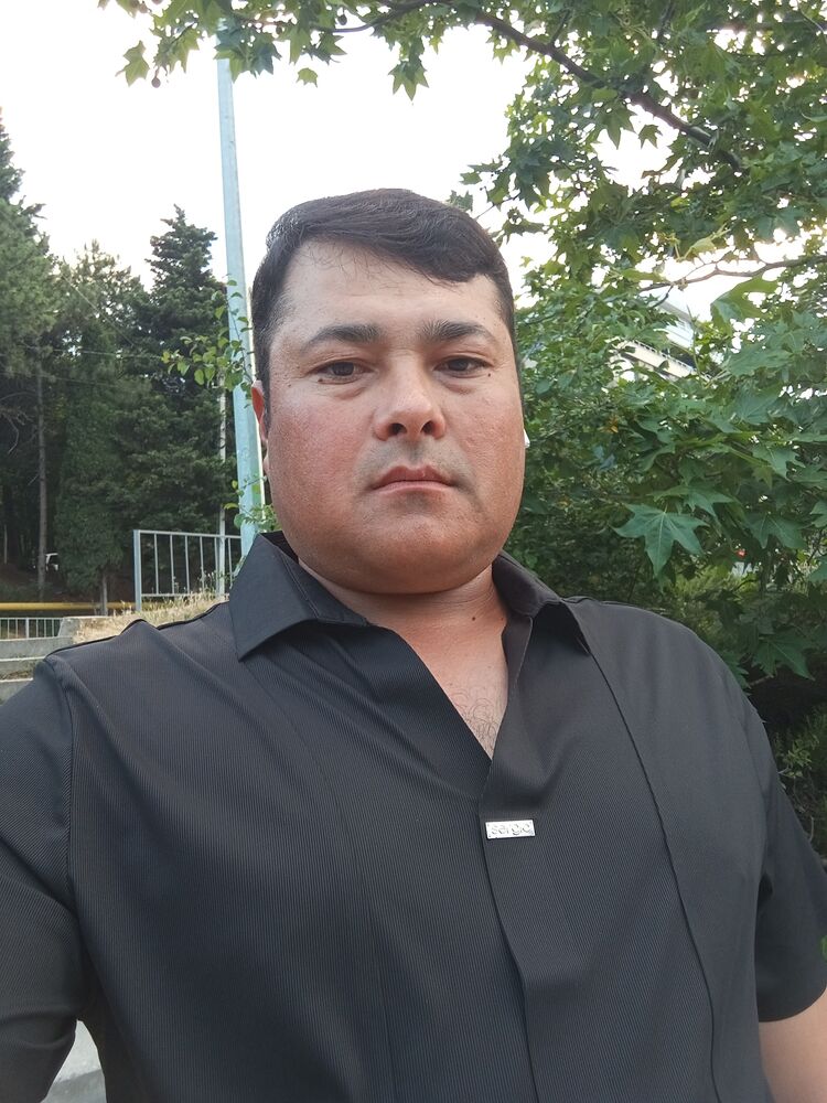  53039367  Ali, 36 ,    