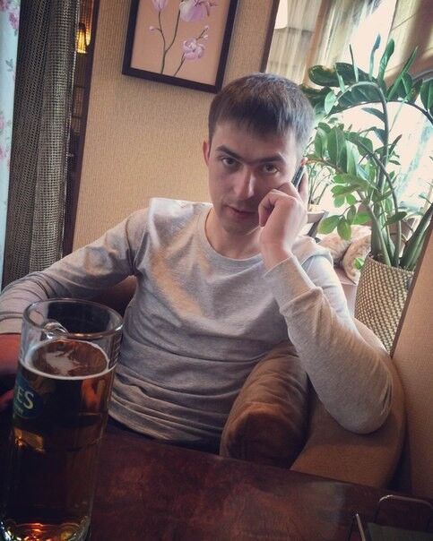  ,   Denis, 37 ,   ,   , c 