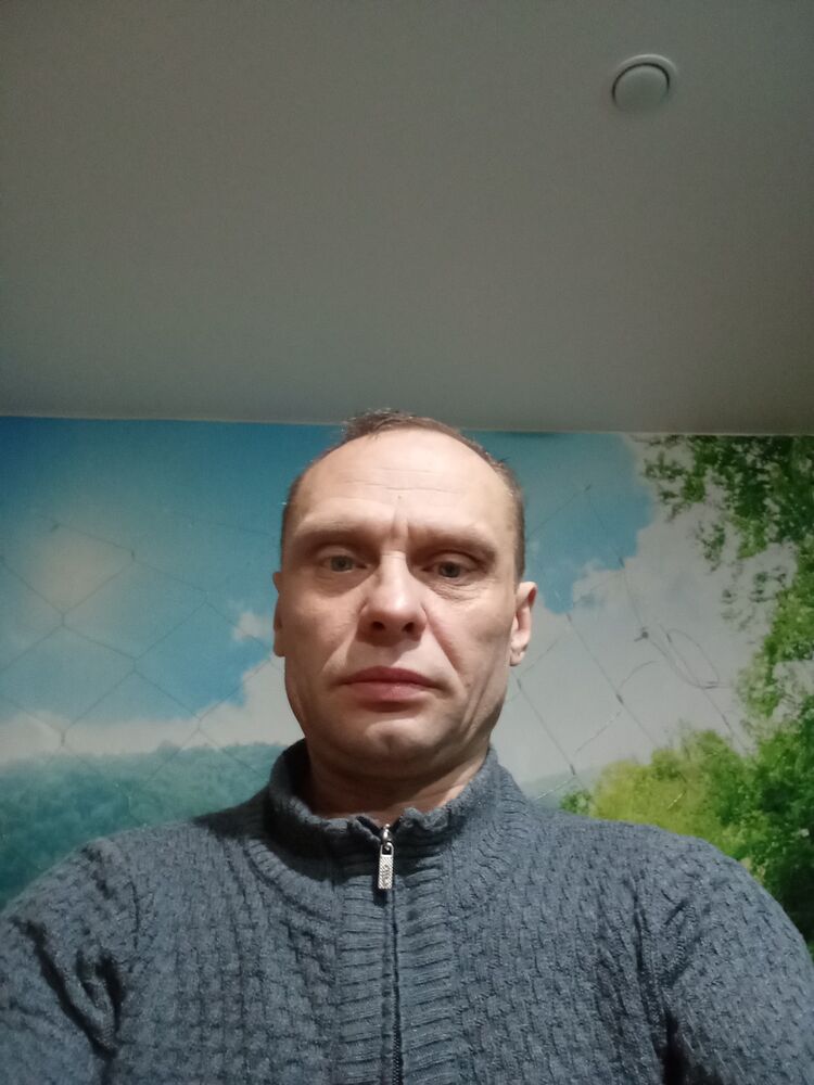  41352227  , 48 ,    