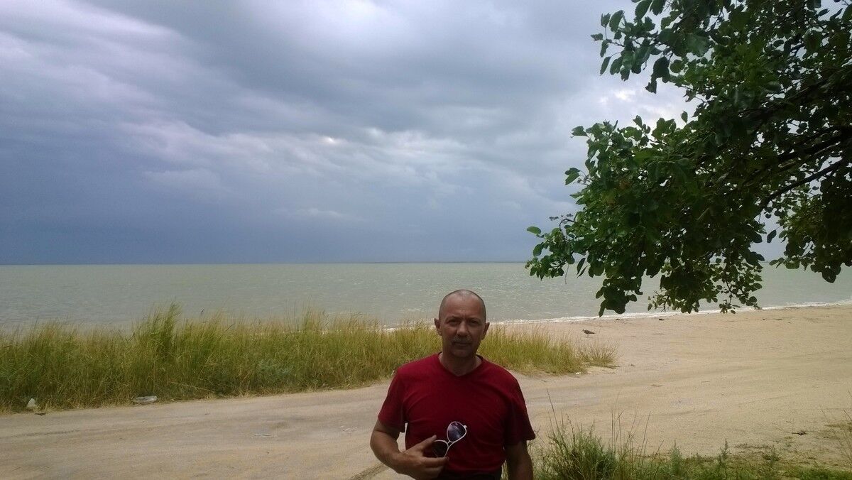  --,   Andrei, 55 ,   
