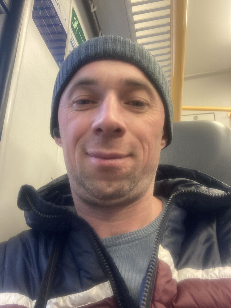  42348307  , 44 ,    