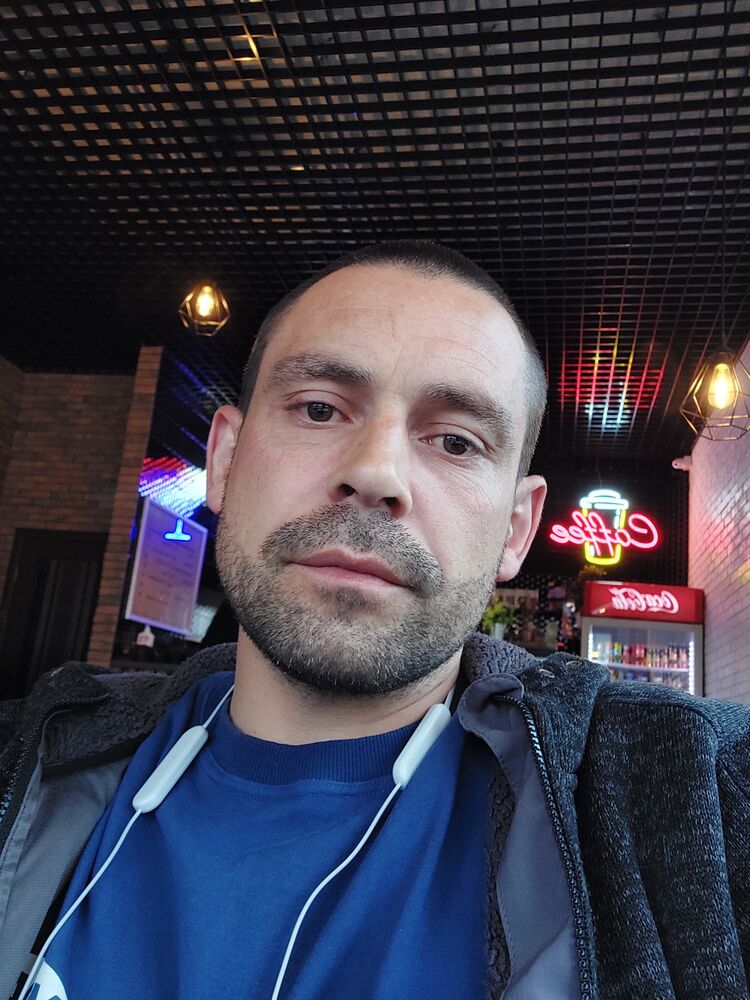  51991857  Ruslan, 30 ,    