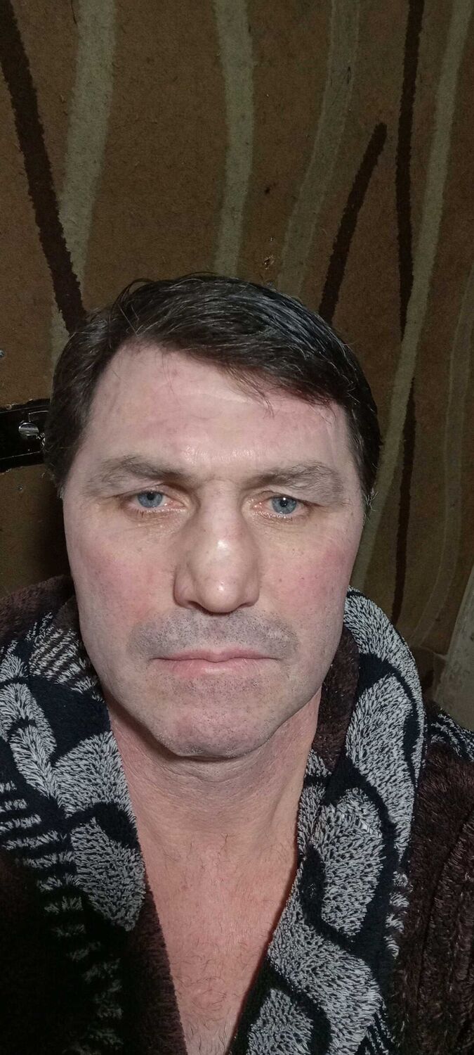  32818847  Igor, 50 ,    