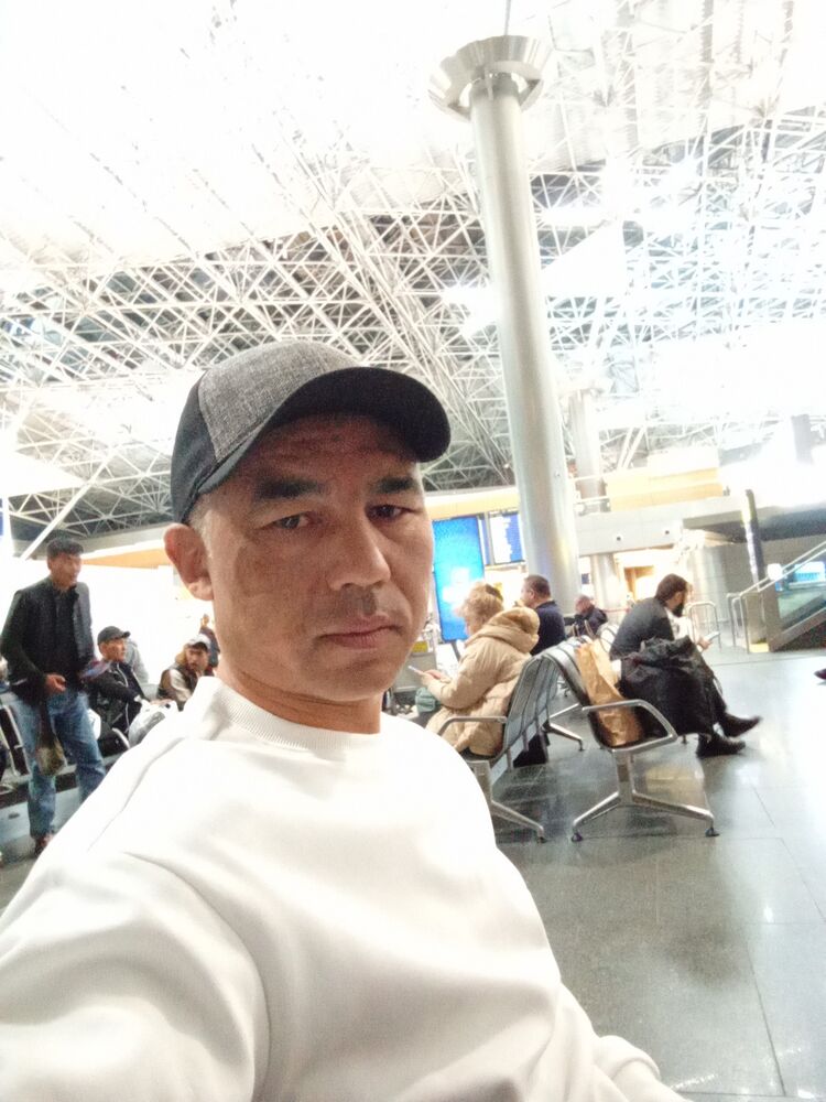  52571797  Hamidjon, 41 ,    