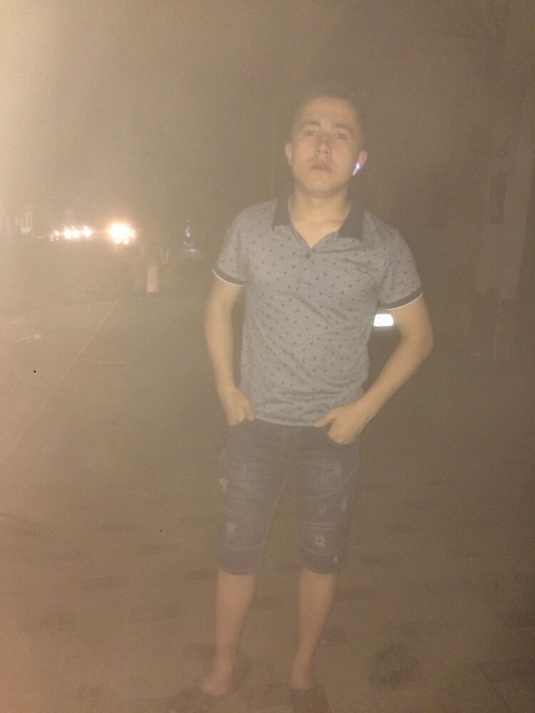  ,   Erik, 26 ,   ,   , c , 