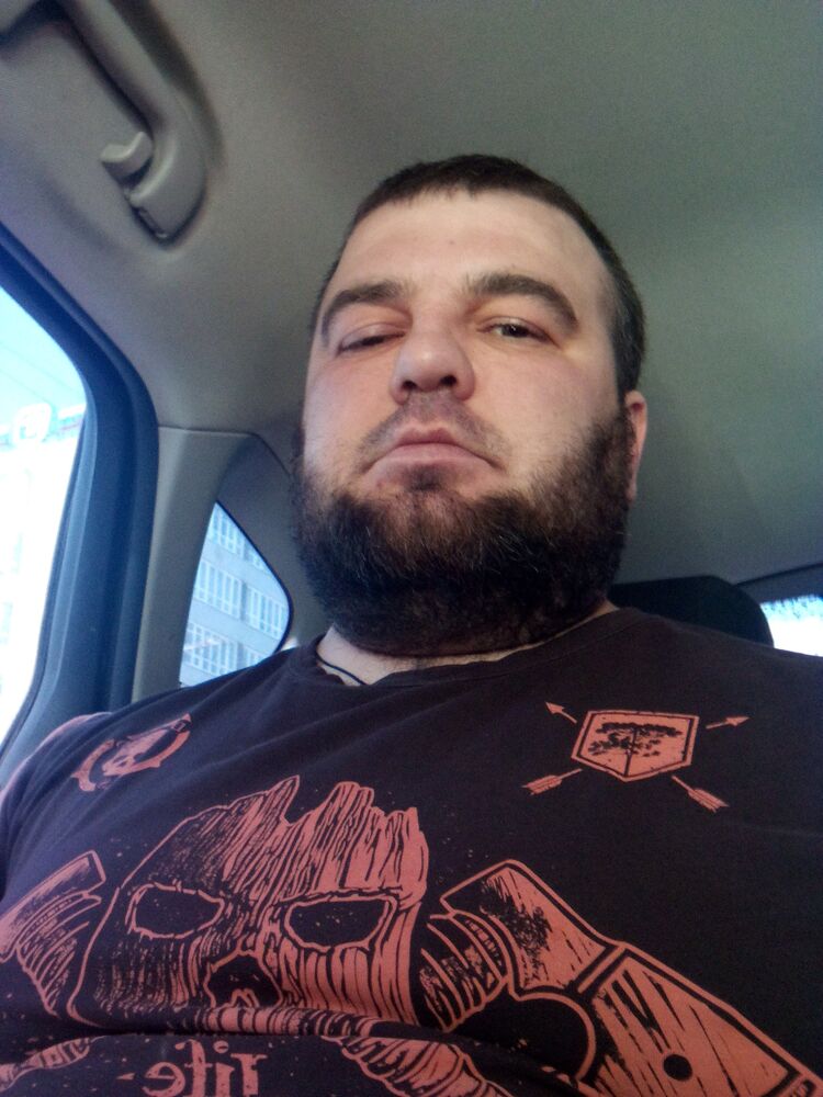  37214877  , 39 ,    