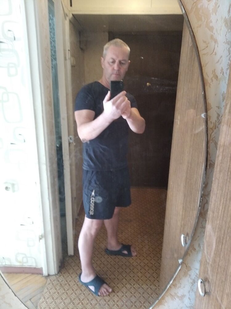  22457407  , 51 ,    