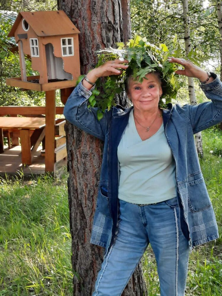  28809857  Valentina, 68 ,    