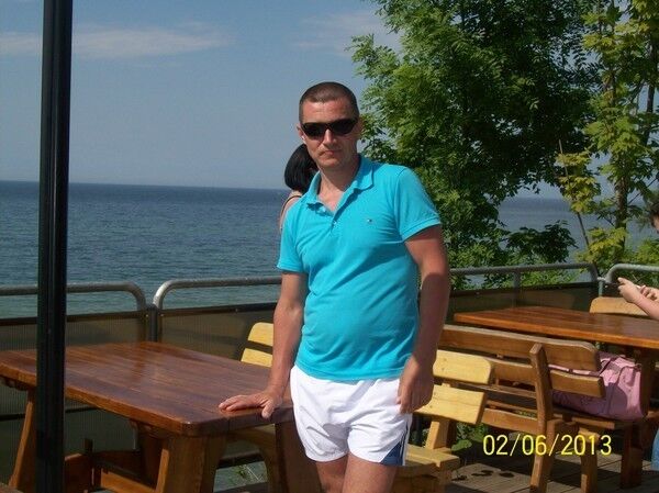  10757737  OLEG, 55 ,    