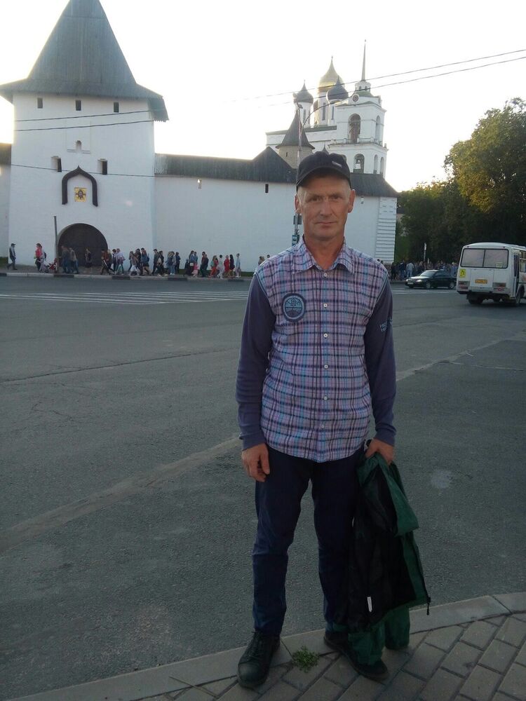  26074997  Alex, 51 ,    -