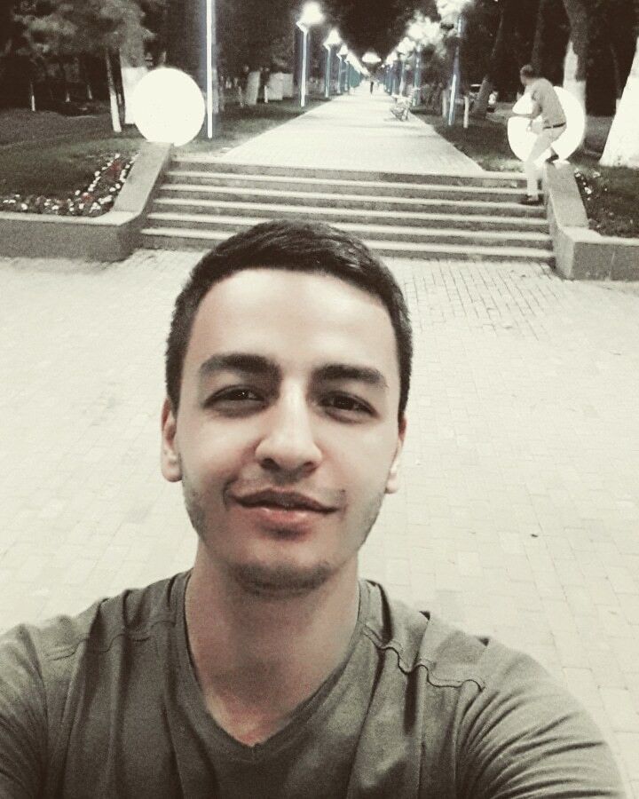  ,   Bekzod, 34 ,  