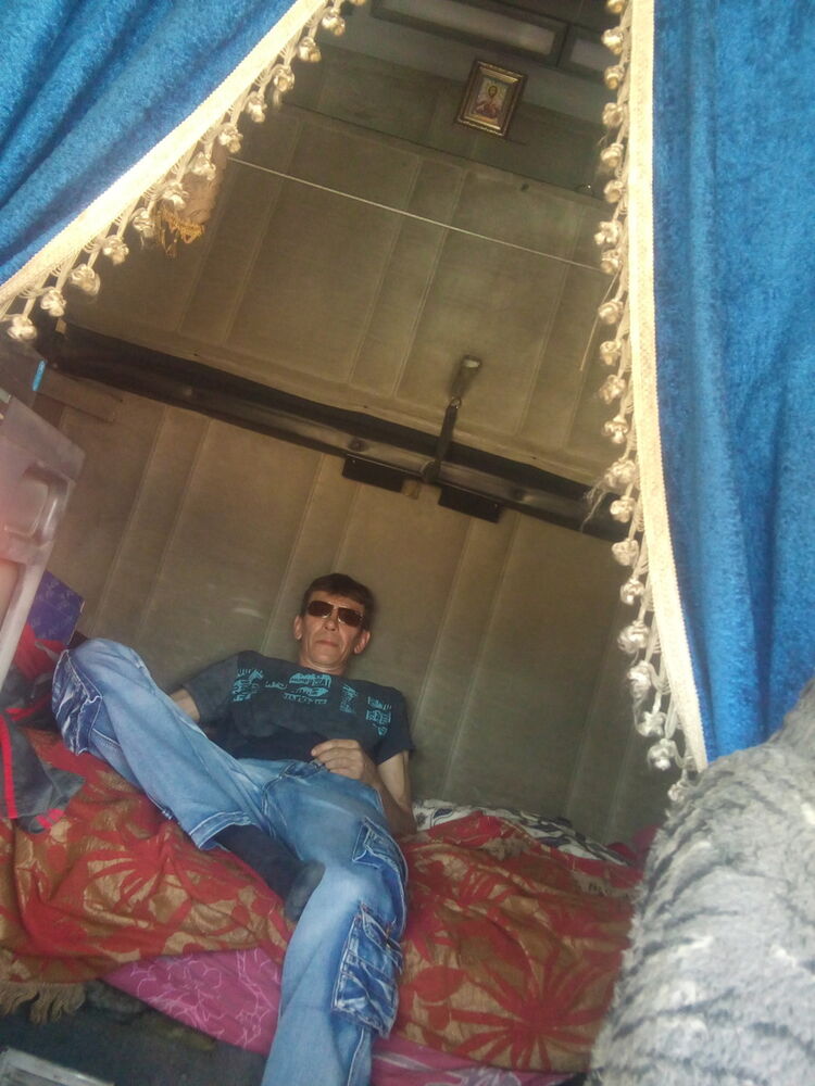  ,   Aleksandr, 51 ,   ,   , c 