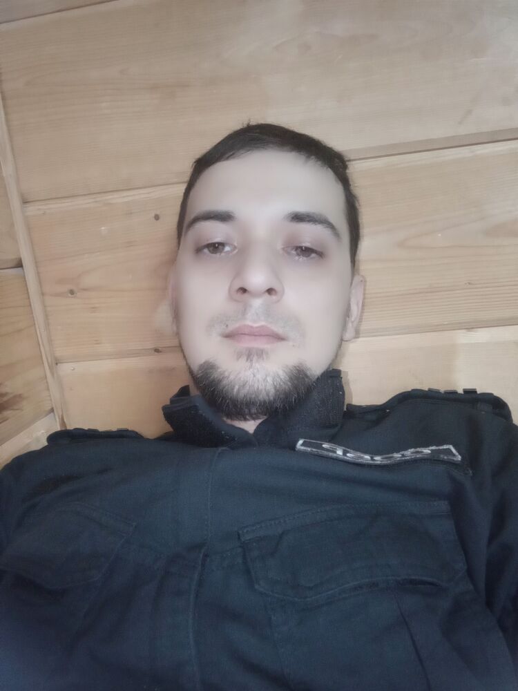  32607757  , 33 ,    