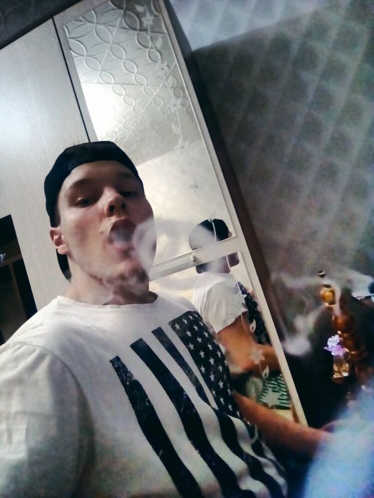  ,   Mark, 27 ,   