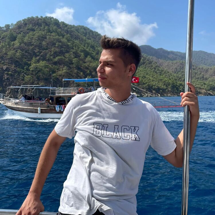  53551247  Levi, 24 ,    Alanya