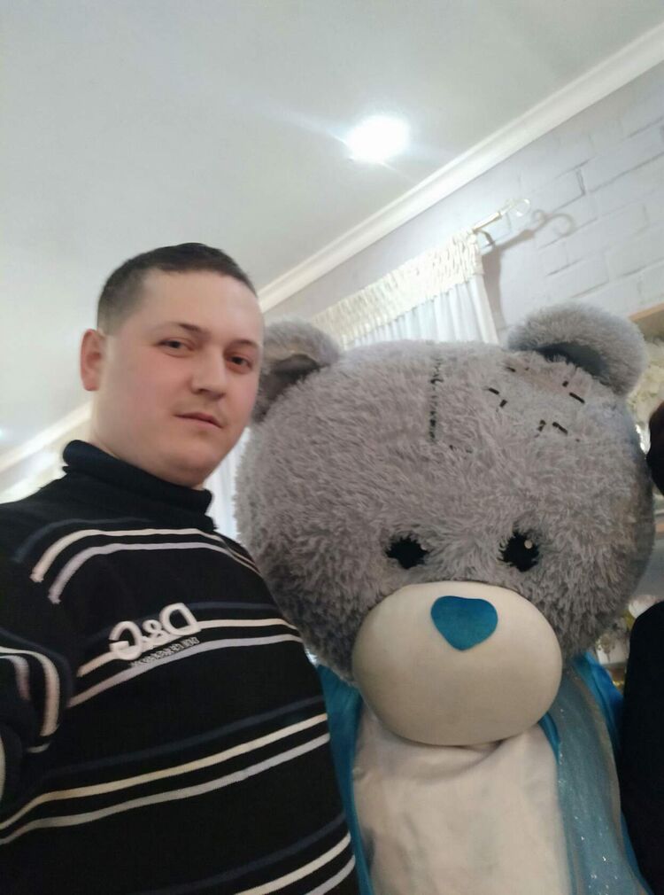  ,   Alexandr, 35 ,   ,   