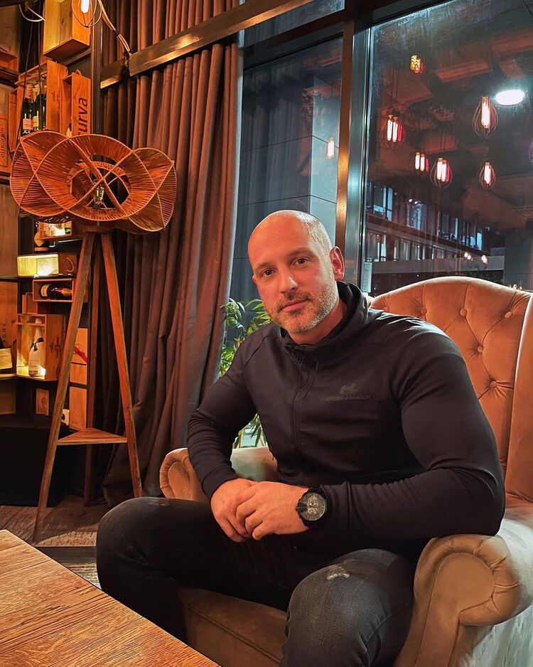 ���� 42876117 ������� ������, 35 ���, ���� ���������� � �����