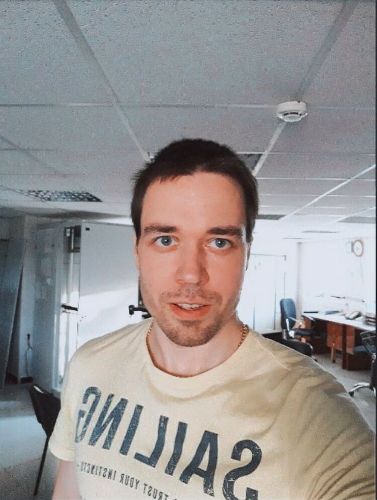  ,   Nikita, 37 ,   ,   