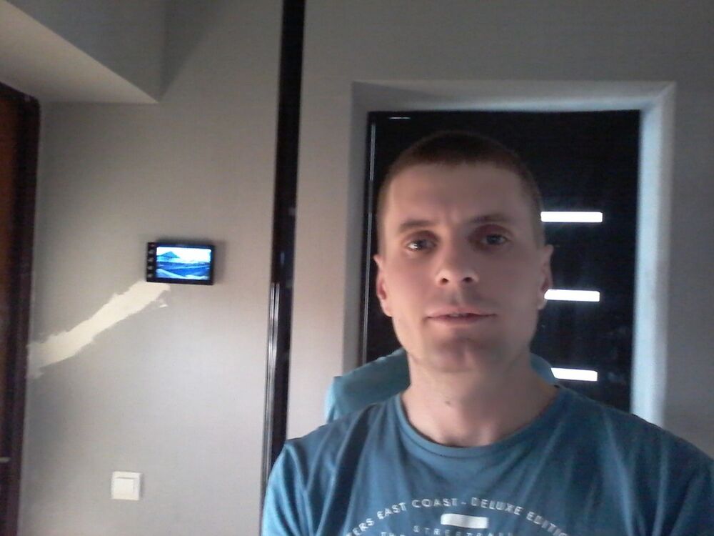  18808397  Igor, 38 ,    