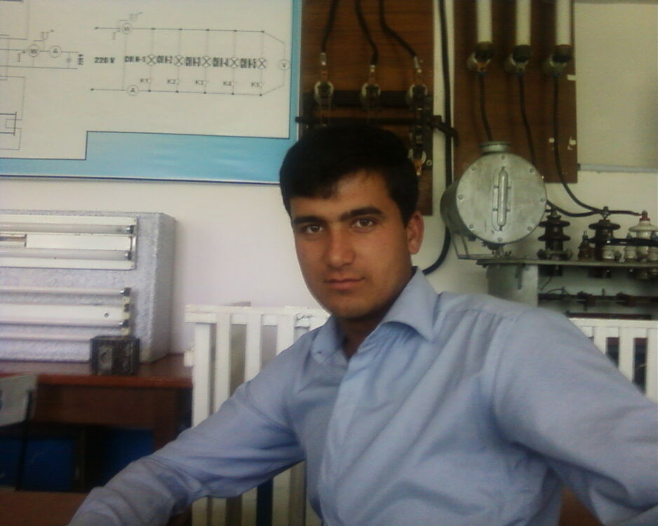  ,   Dilshodbek, 33 ,   ,   , c 