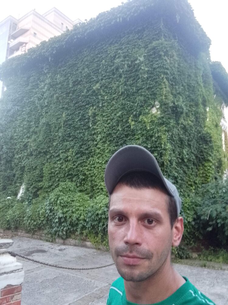  49723967  , 38 ,    