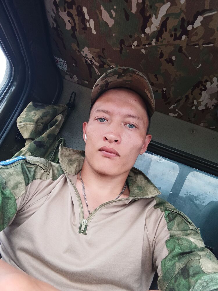  36899027  Roma, 28 ,    