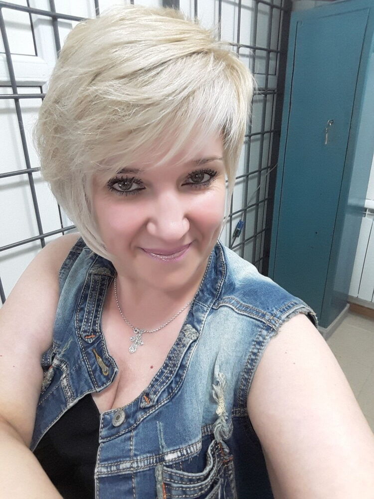  7630487  Elena, 48 ,    