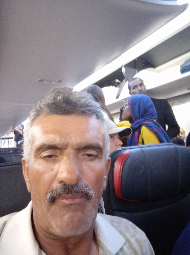  ,   Ali, 55 ,   ,   