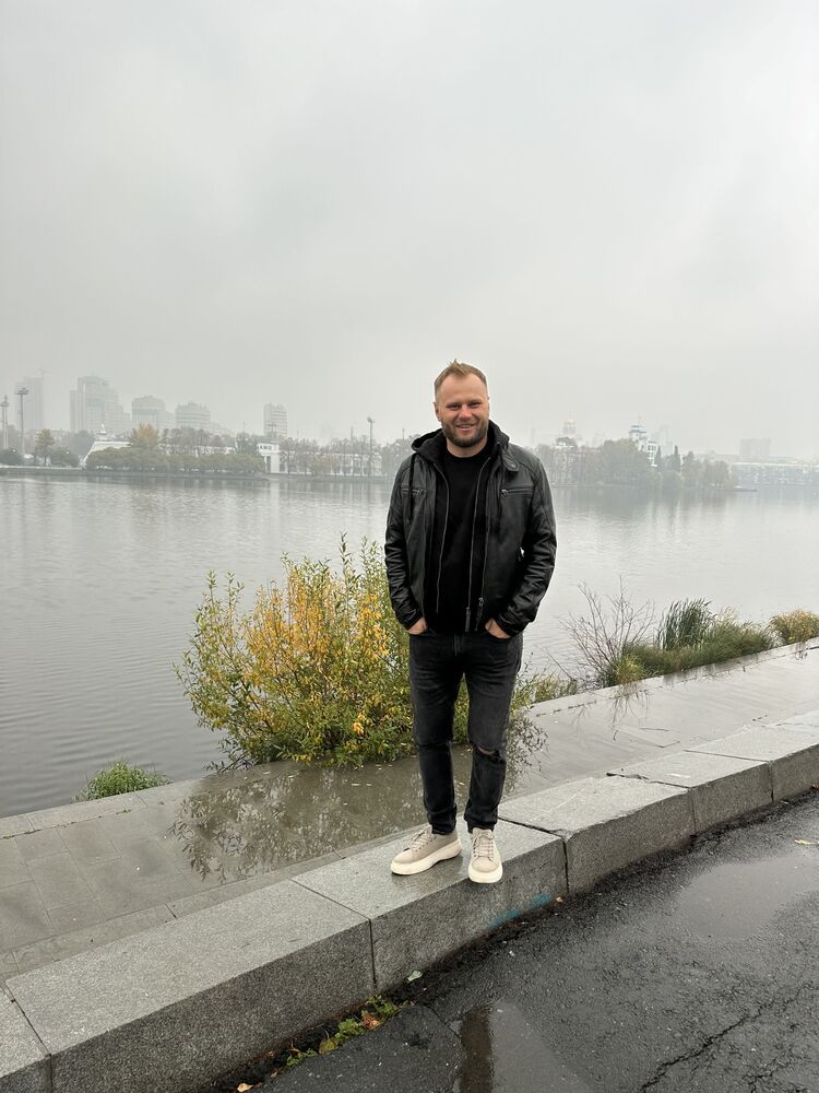 ���� 42875107 ������� Viktor, 37 ���, ���� ���������� � ������