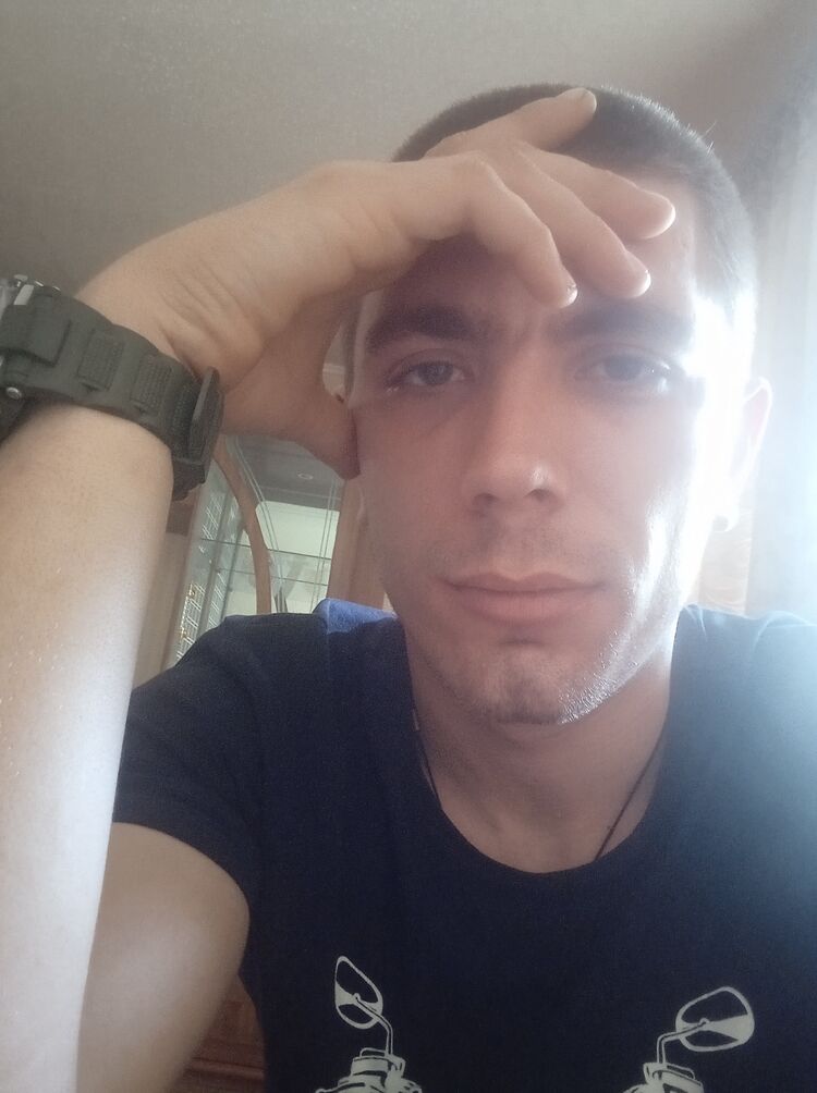 42538857  , 26 ,    