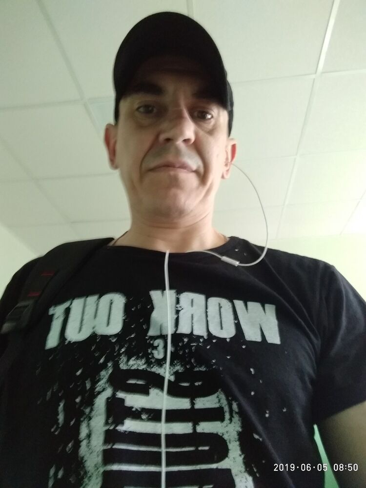  ,   Alex, 42 ,   
