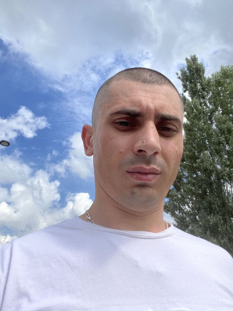  45843057  , 30 ,    