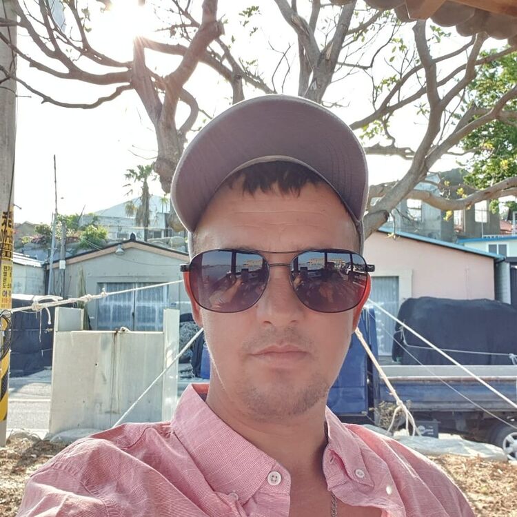  28638457  , 32 ,    