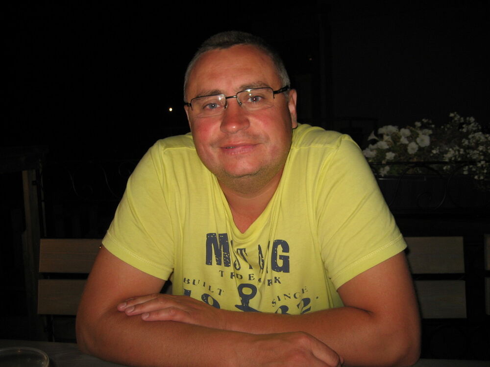  6379687  Jurij, 54 ,    