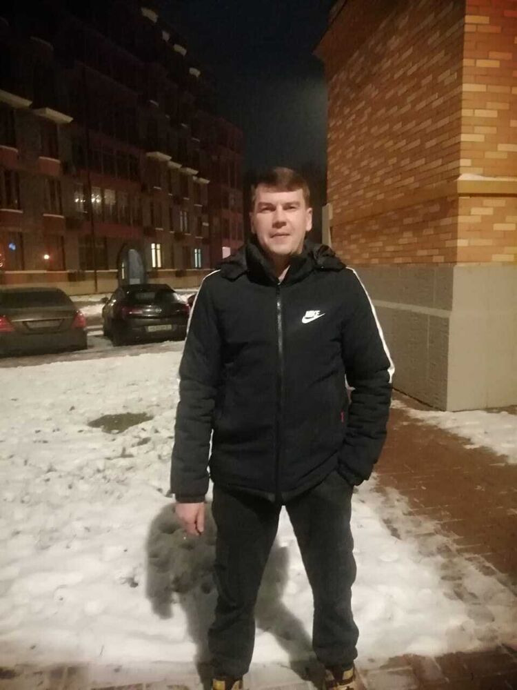  48144927  , 44 ,    