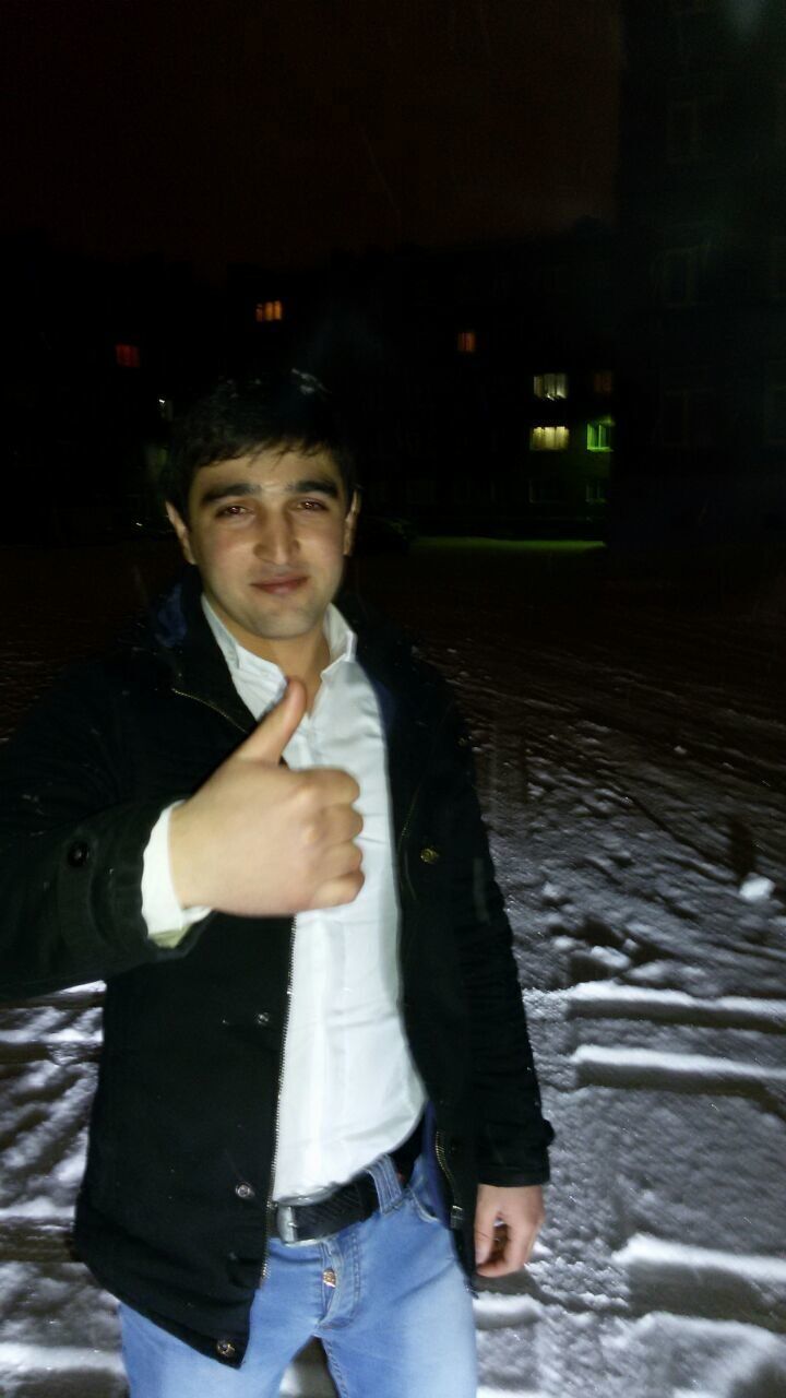  49775617  , 33 ,    