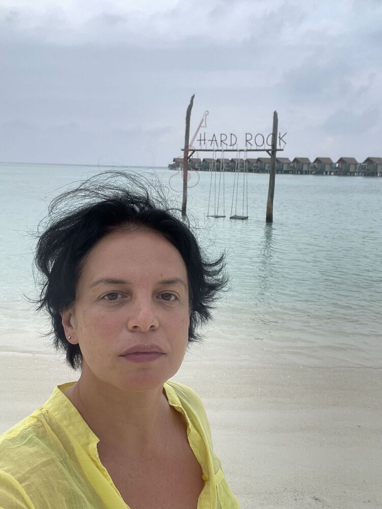  31549007  Elena, 45 ,    