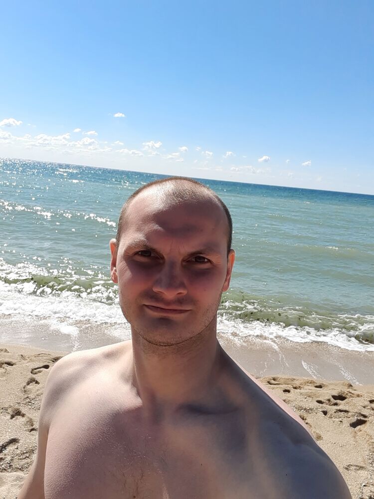  23889187  , 28 ,    