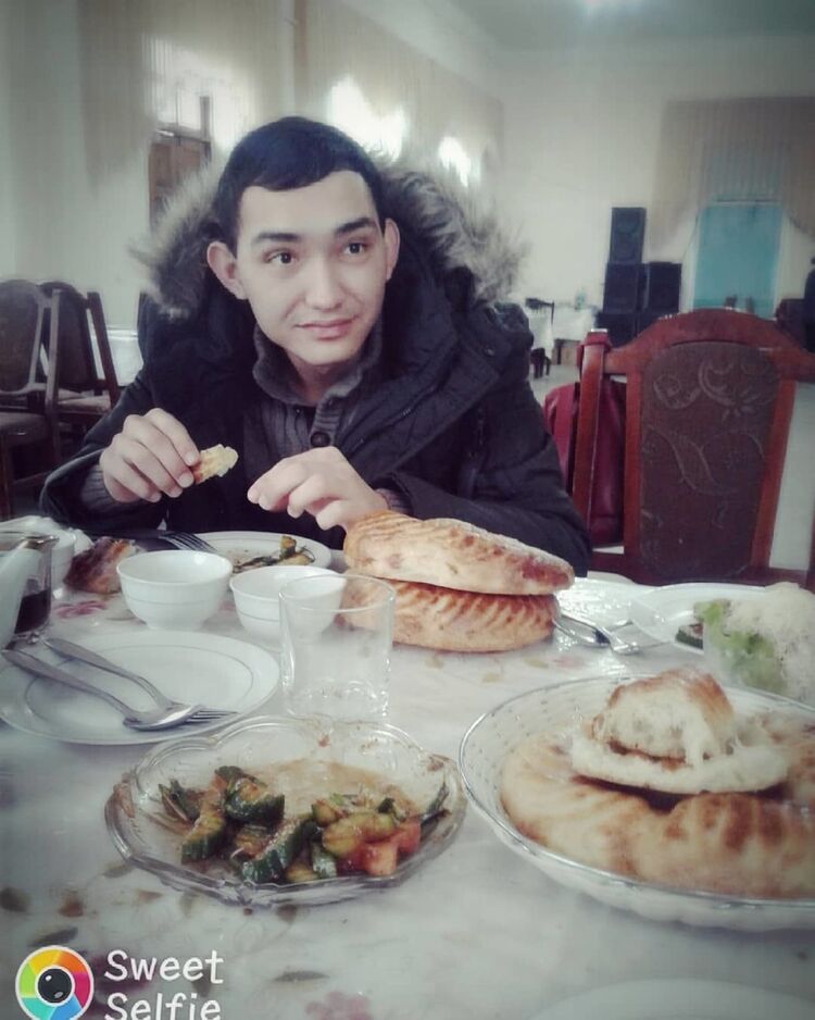  19158677  Temur, 26 ,    