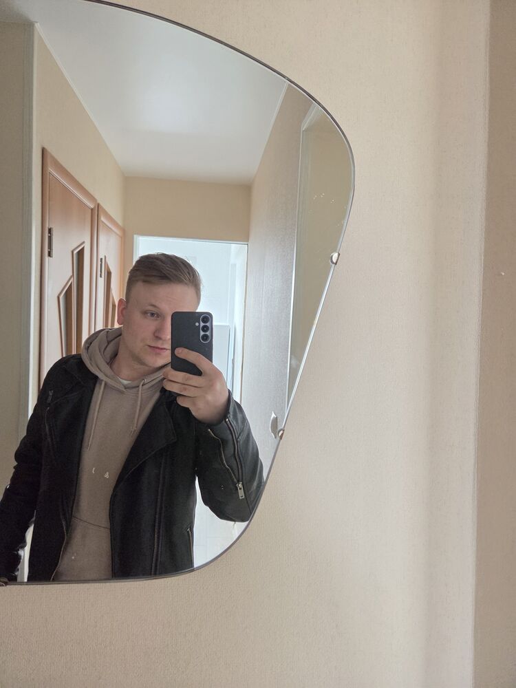  50665717  Artur, 29 ,    