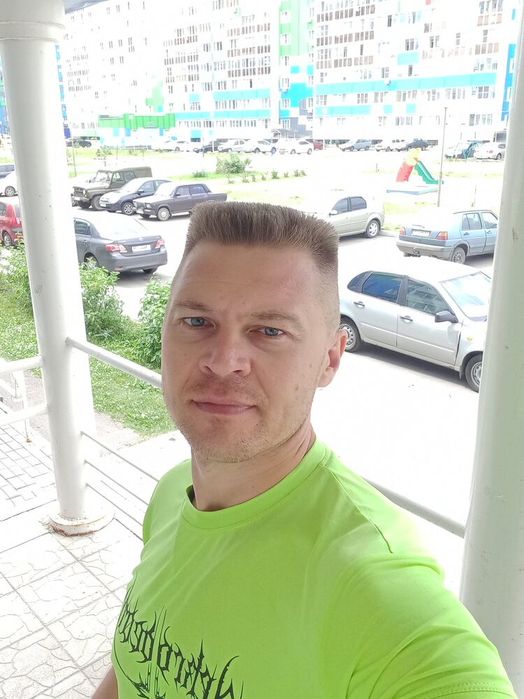  28323157  Nikolai, 43 ,    