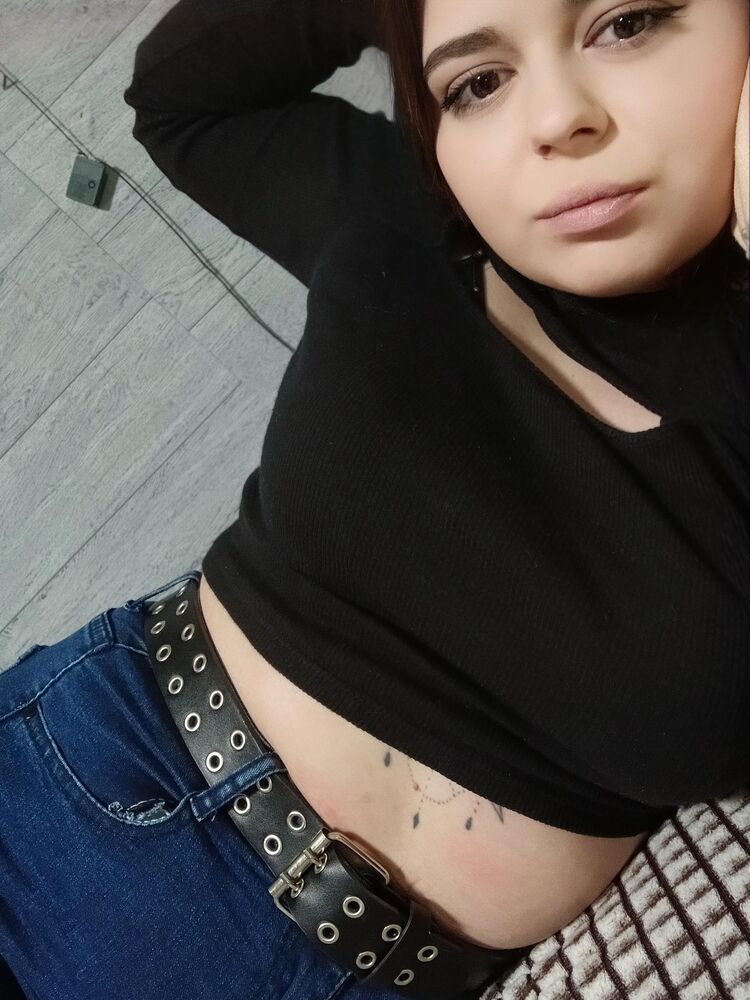  51029067  Alyona, 20 ,    
