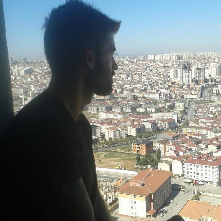  ,   Mamuka, 35 ,   