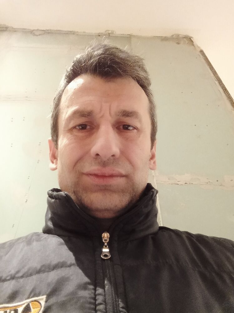  34264307  Orhan, 45 ,    
