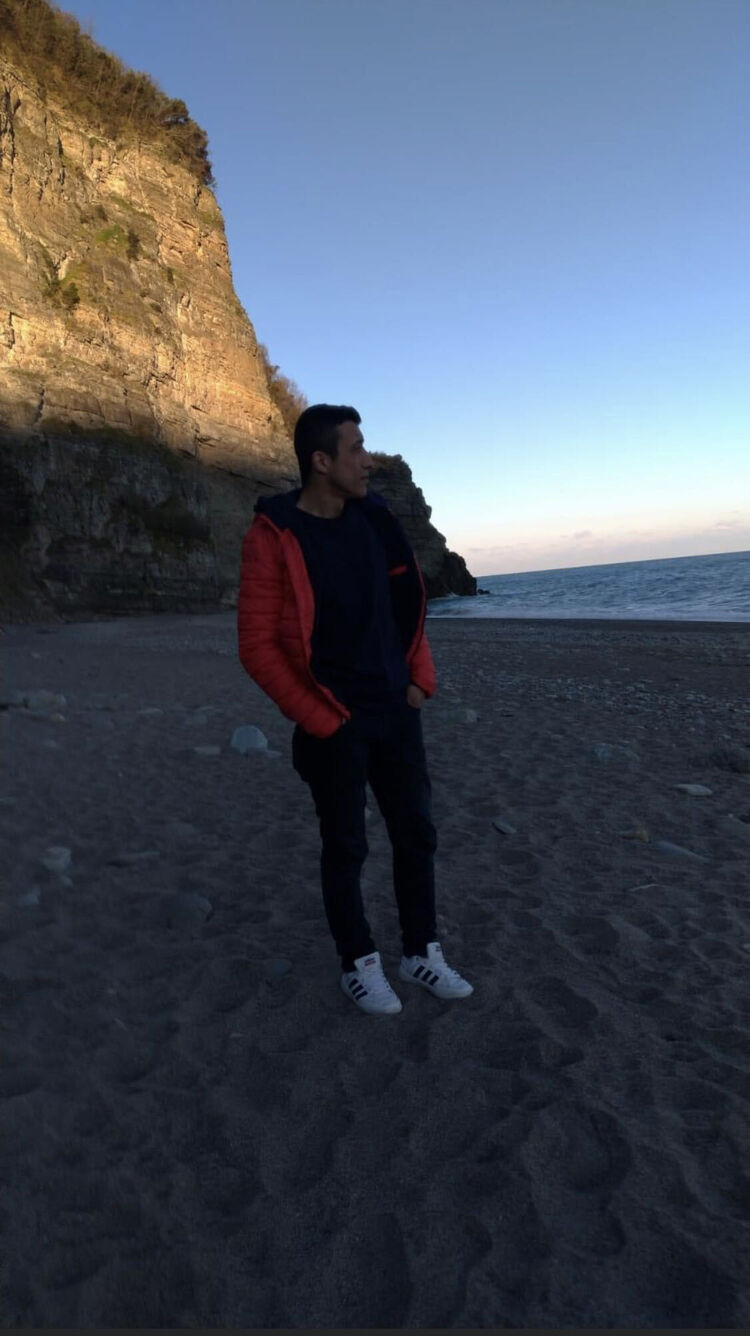  ,   Mert, 35 ,   ,   