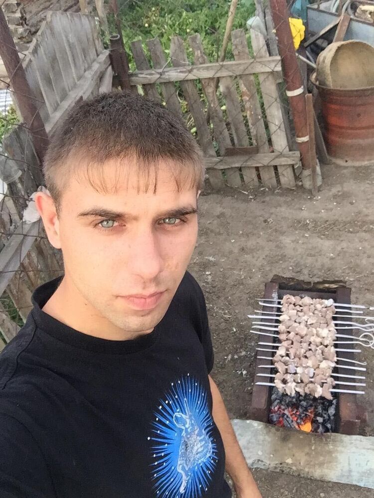 28567467  Artem, 30 ,    