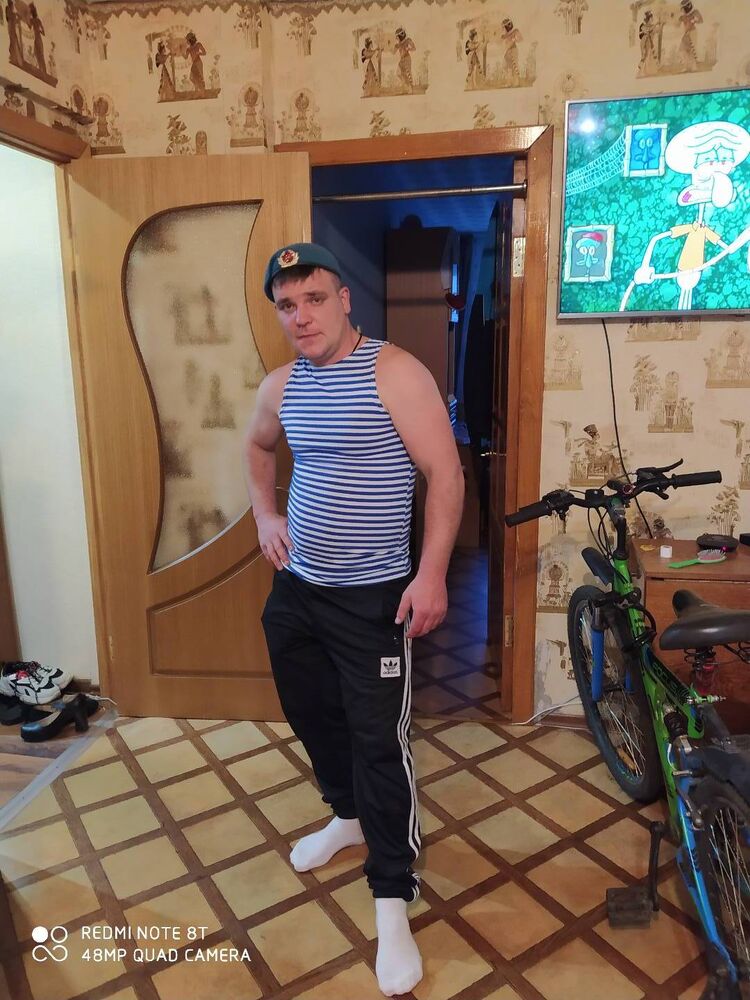  30548057  , 37 ,    --