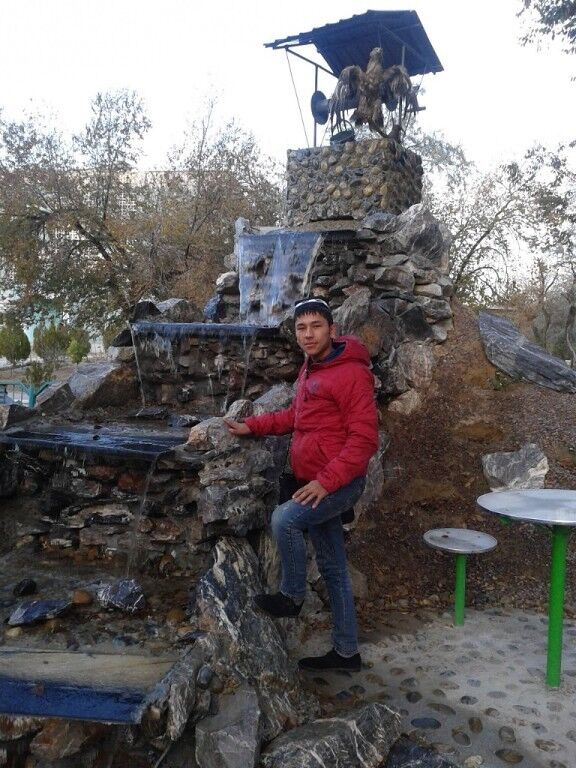  5503597  Mustafa, 32 ,    