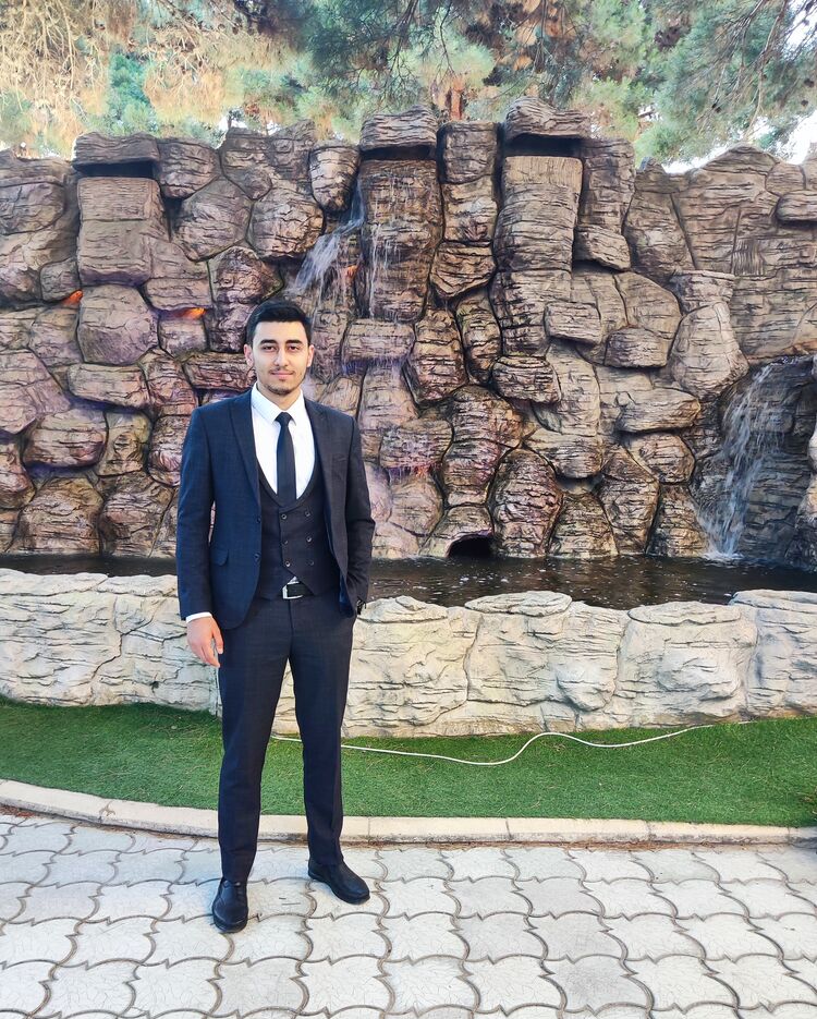  44094517  Rafiq, 26 ,    